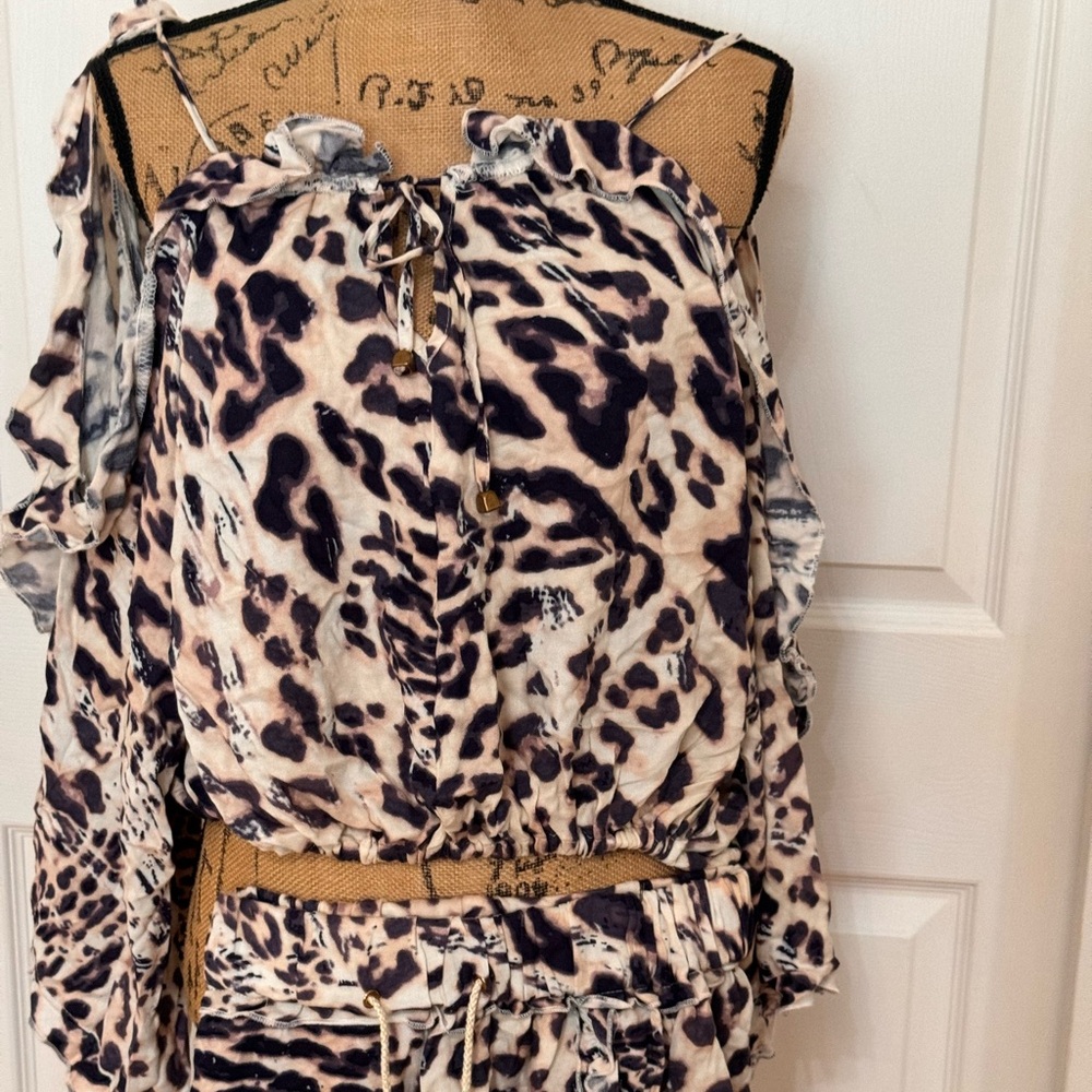 Vintage Havana 2 Piece Set Top/Shorts size S